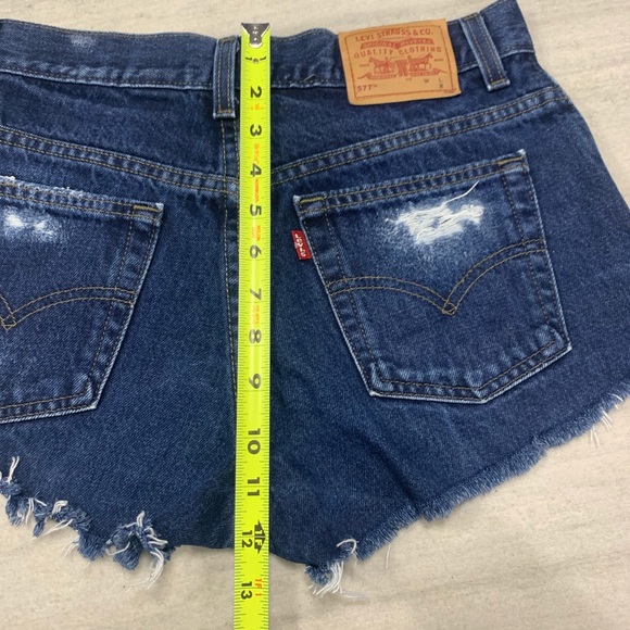 Levi’s cutoff denim shorts - Picture 6 of 6